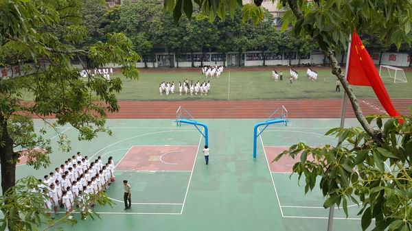 寶劍鋒從磨礪出  攝影：吳建光（一等獎）.jpg